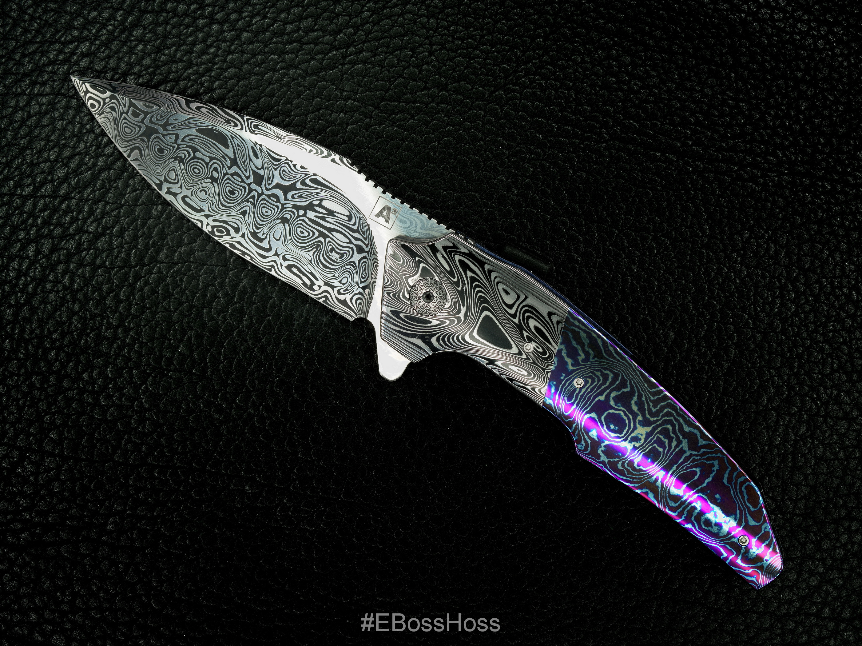 A2 Knives (Thorburn &amp; van Heerden) Custom A6 Very Premium Flipper